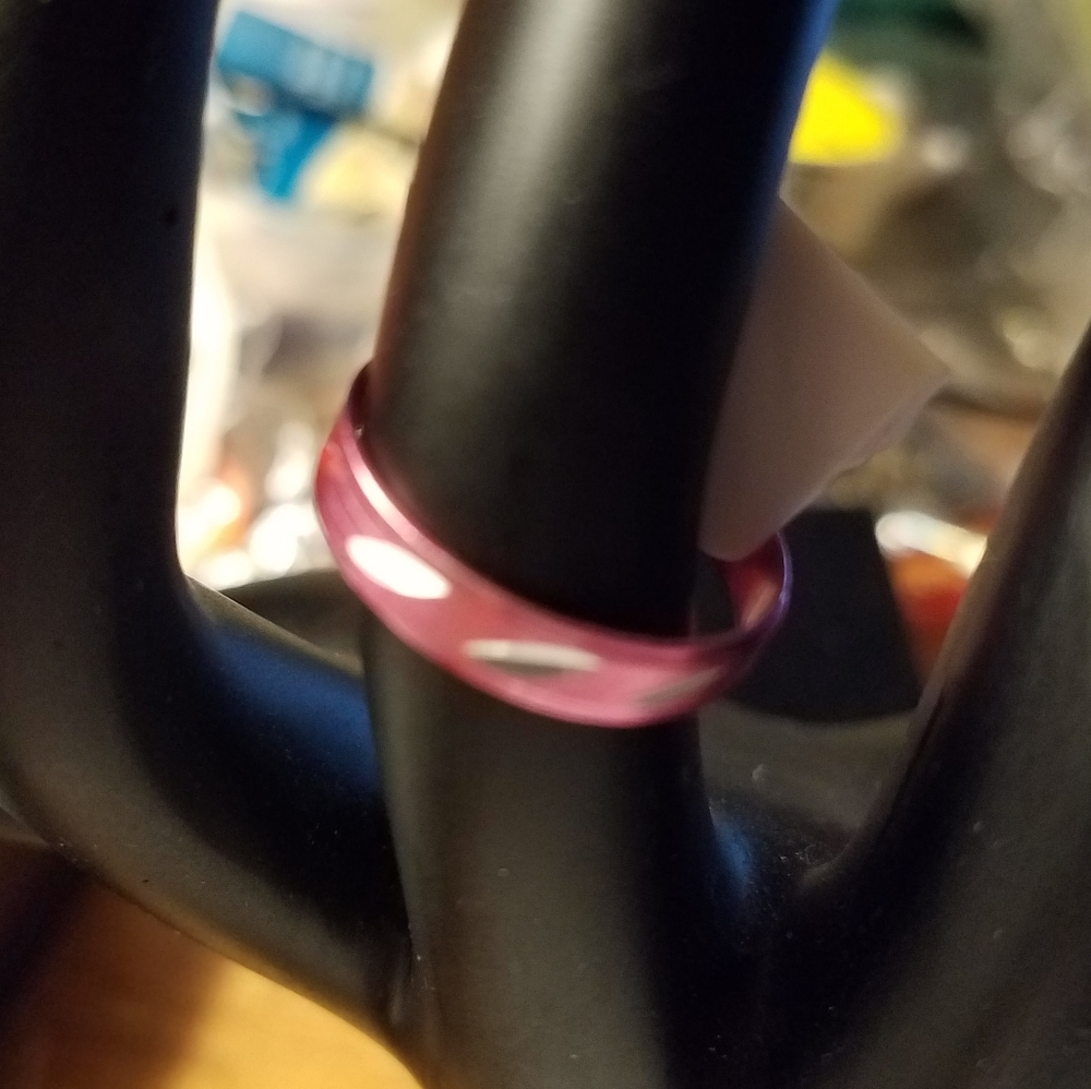 Metal Pink Band Size 8 9$